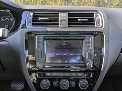 2017 Volkswagen Jetta 1.8T SEL