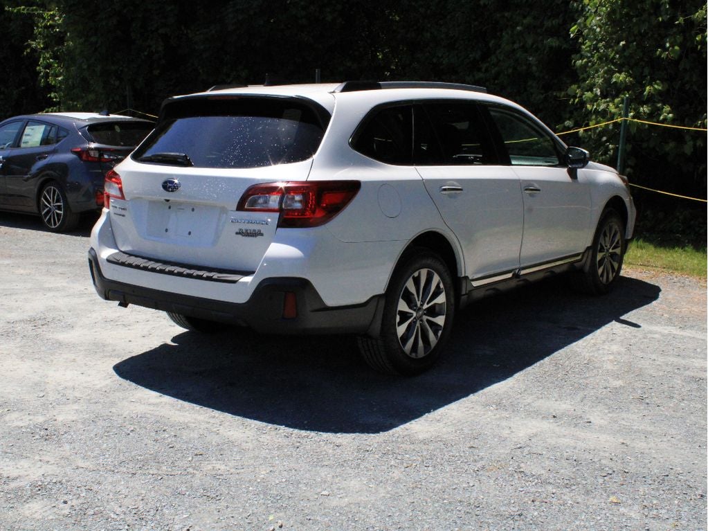2019 Subaru Outback Touring