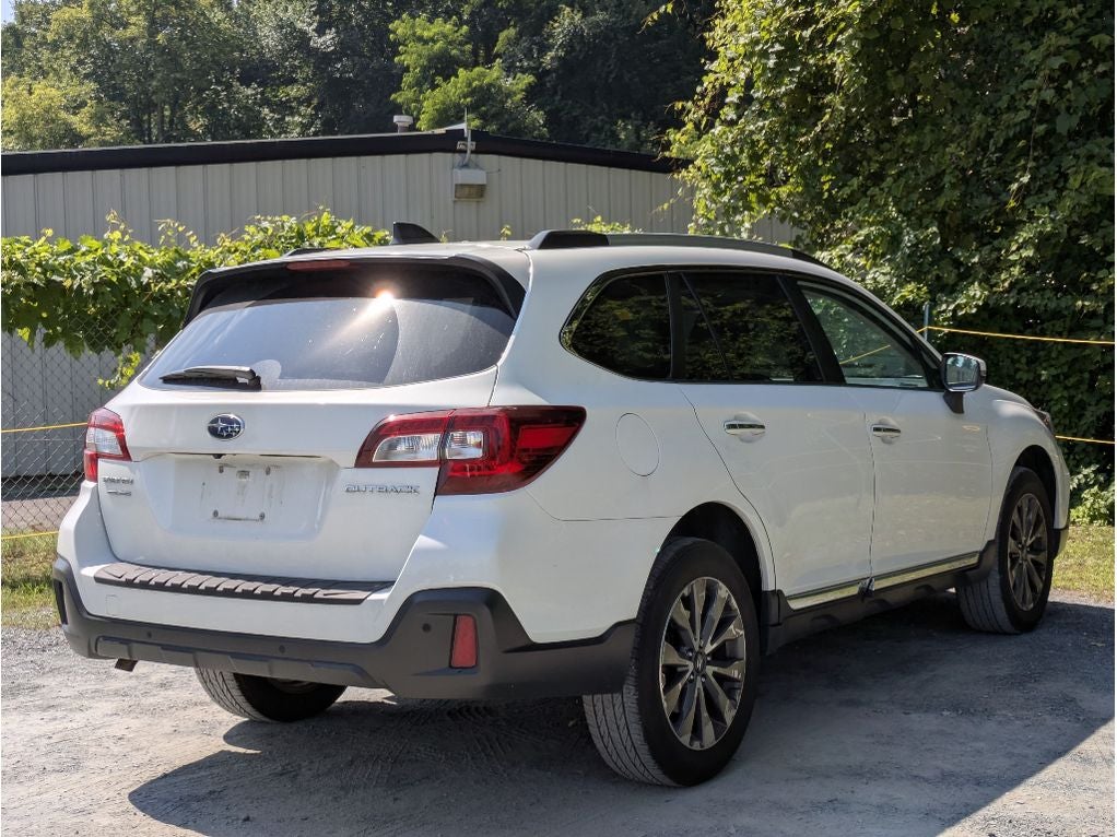 2018 Subaru Outback Touring