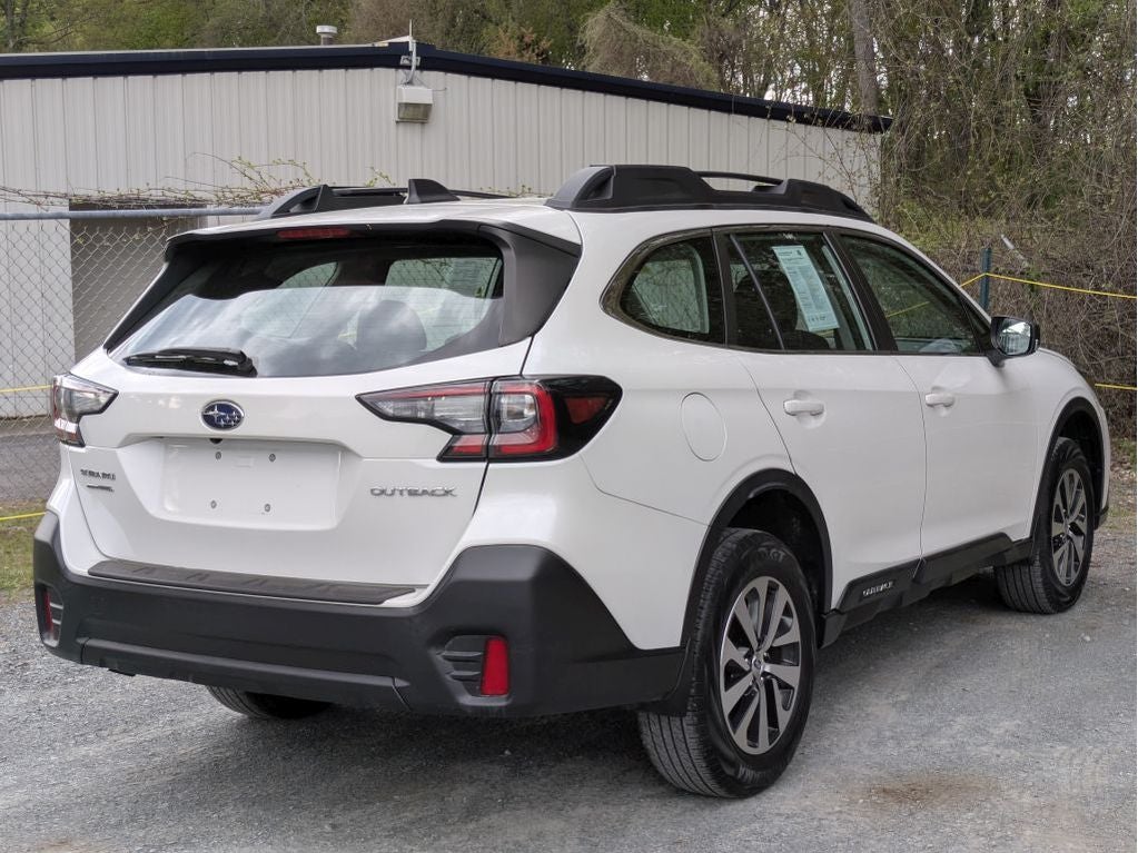 2021 Subaru Outback Base