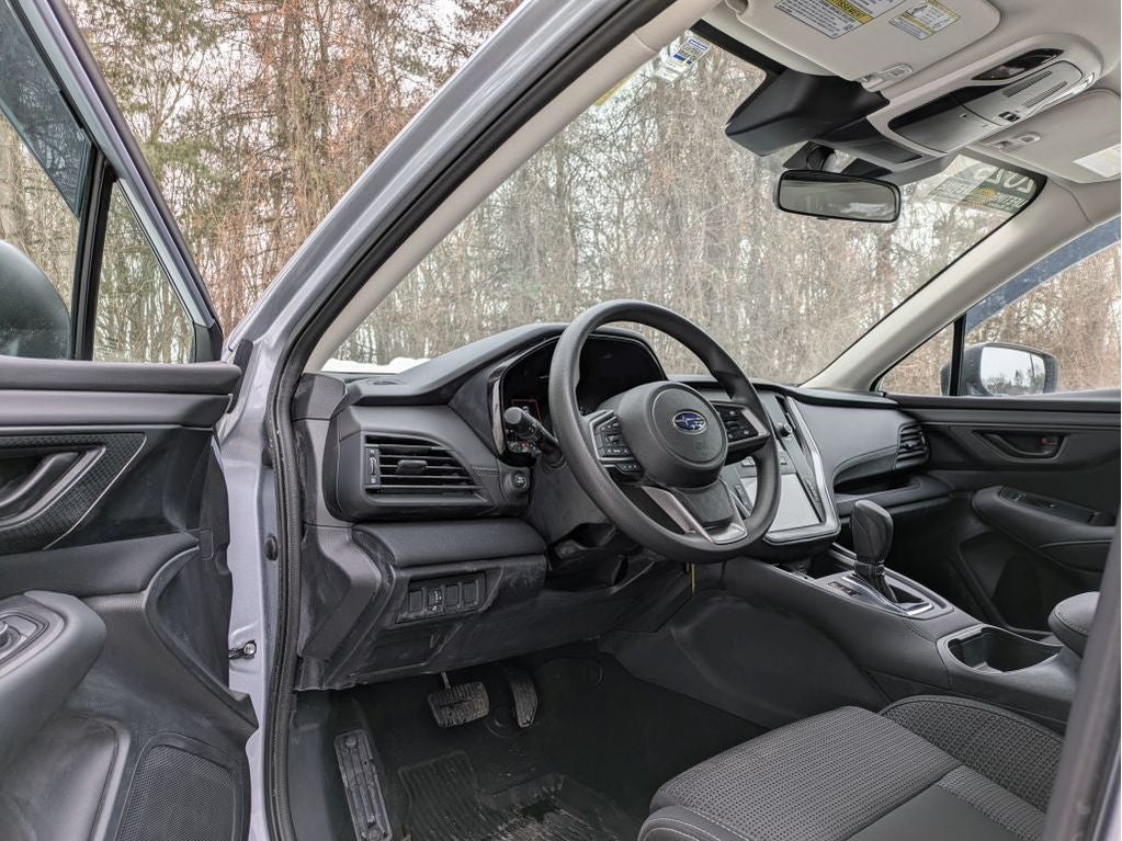 2025 Subaru Outback Base