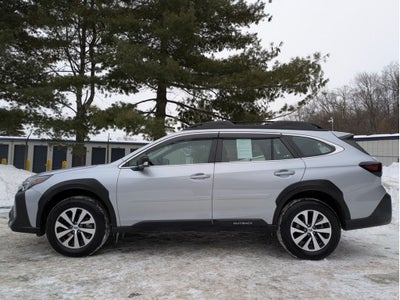 2025 Subaru Outback Base
