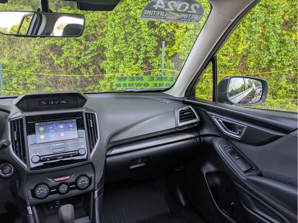 2024 Subaru Forester Premium