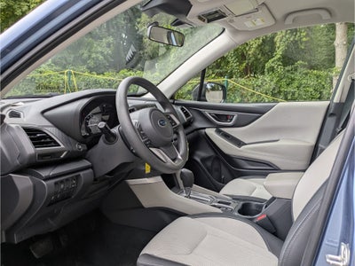 2023 Subaru Forester Base