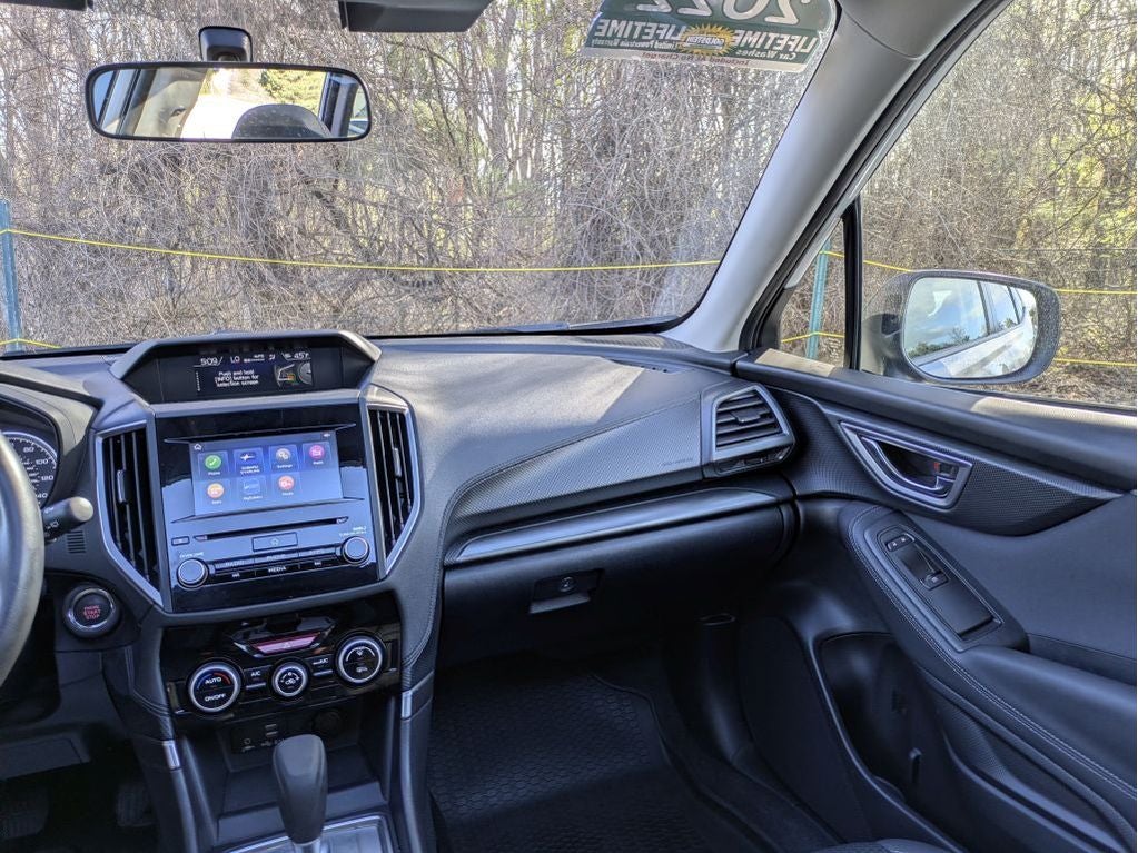 2022 Subaru Forester Premium