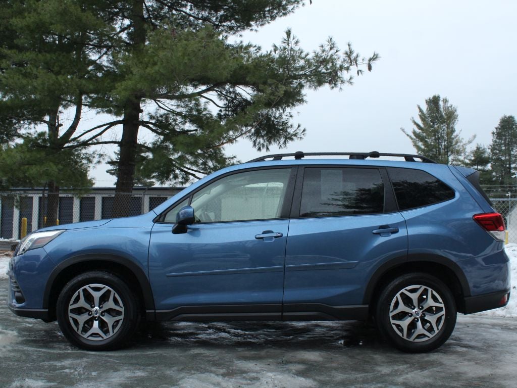 2022 Subaru Forester Premium