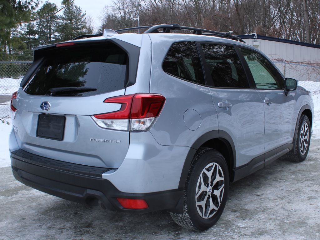 2022 Subaru Forester Premium