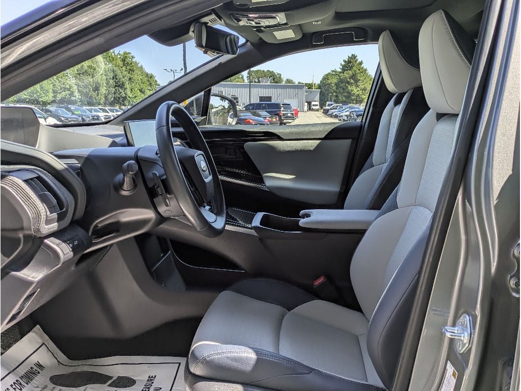 2023 Subaru Solterra Touring