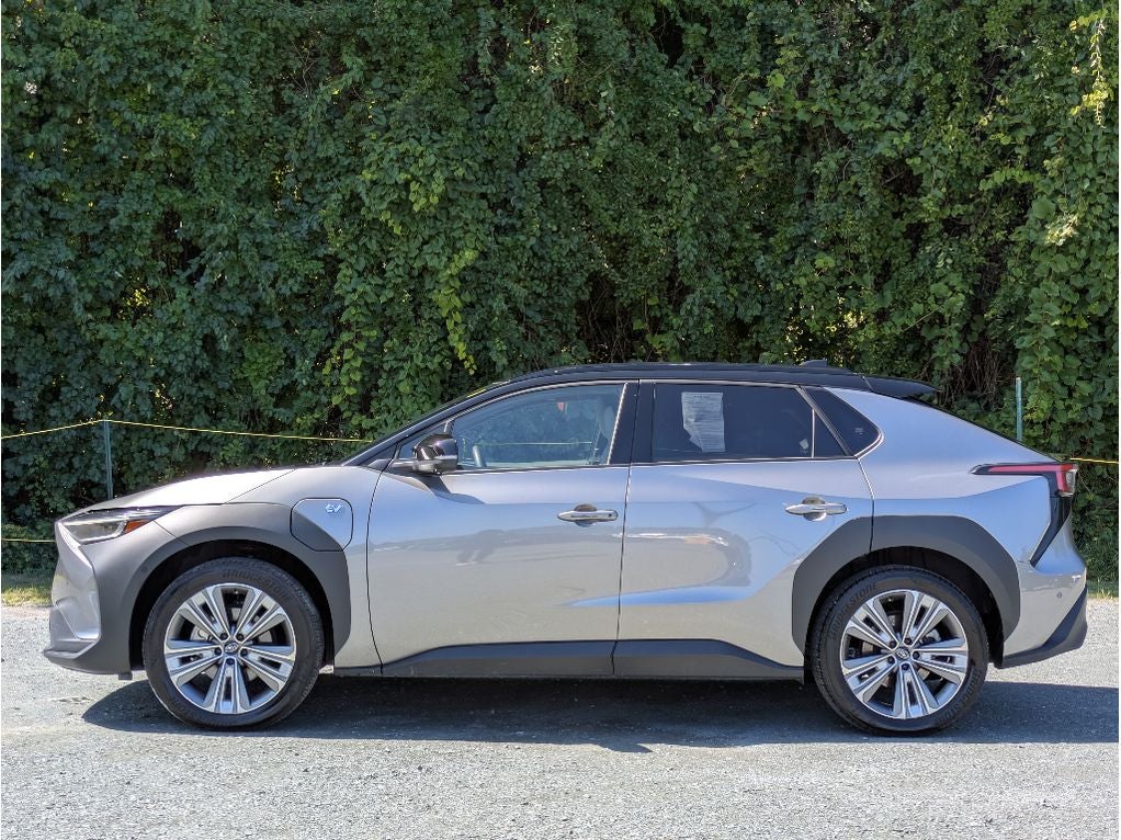 2023 Subaru Solterra Touring