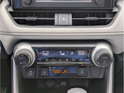2019 Toyota RAV4 Hybrid XLE