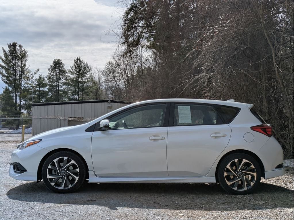 2017 Toyota Corolla iM Base