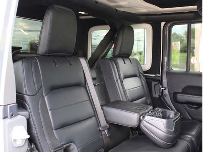 2021 Jeep Wrangler Unlimited Sahara Altitude