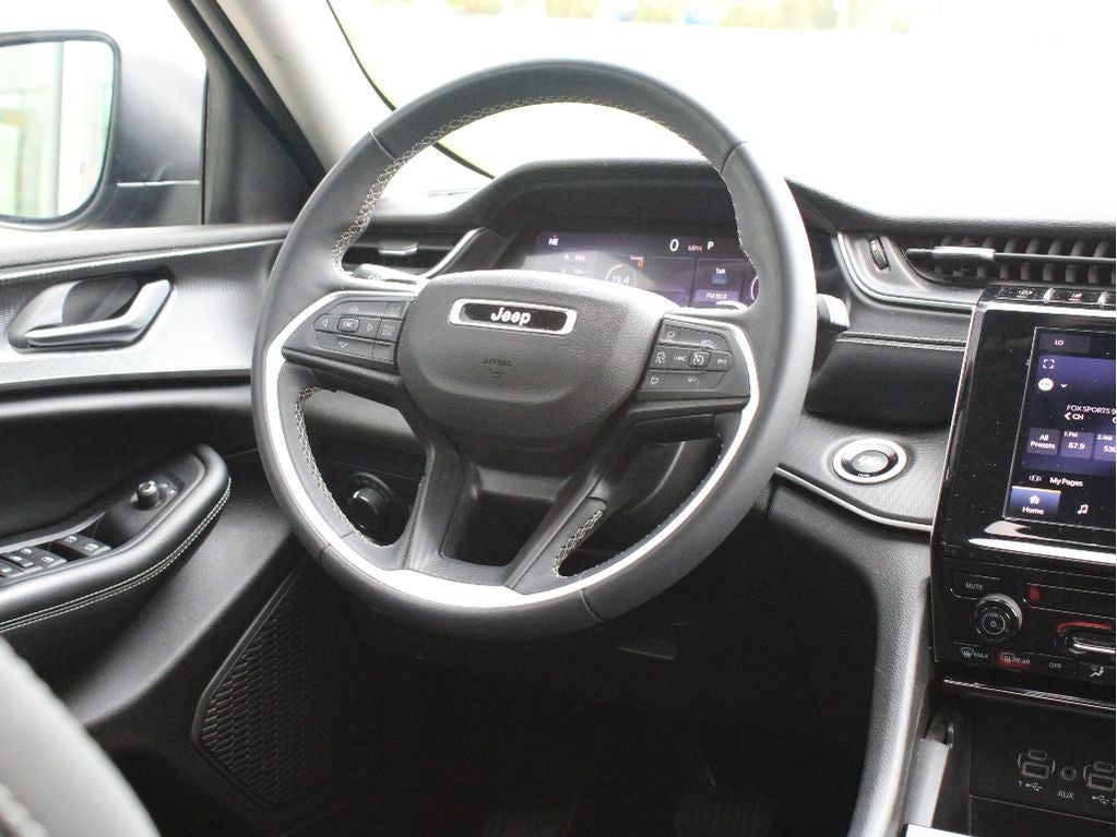 2023 Jeep Grand Cherokee Laredo X