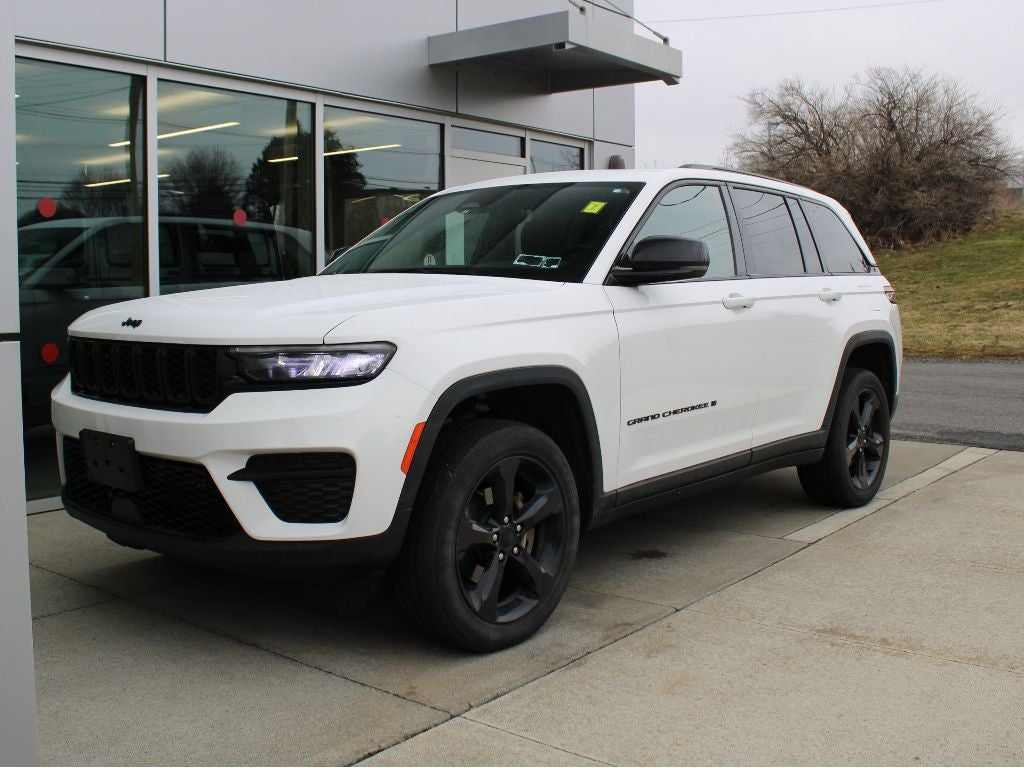 2023 Jeep Grand Cherokee Altitude