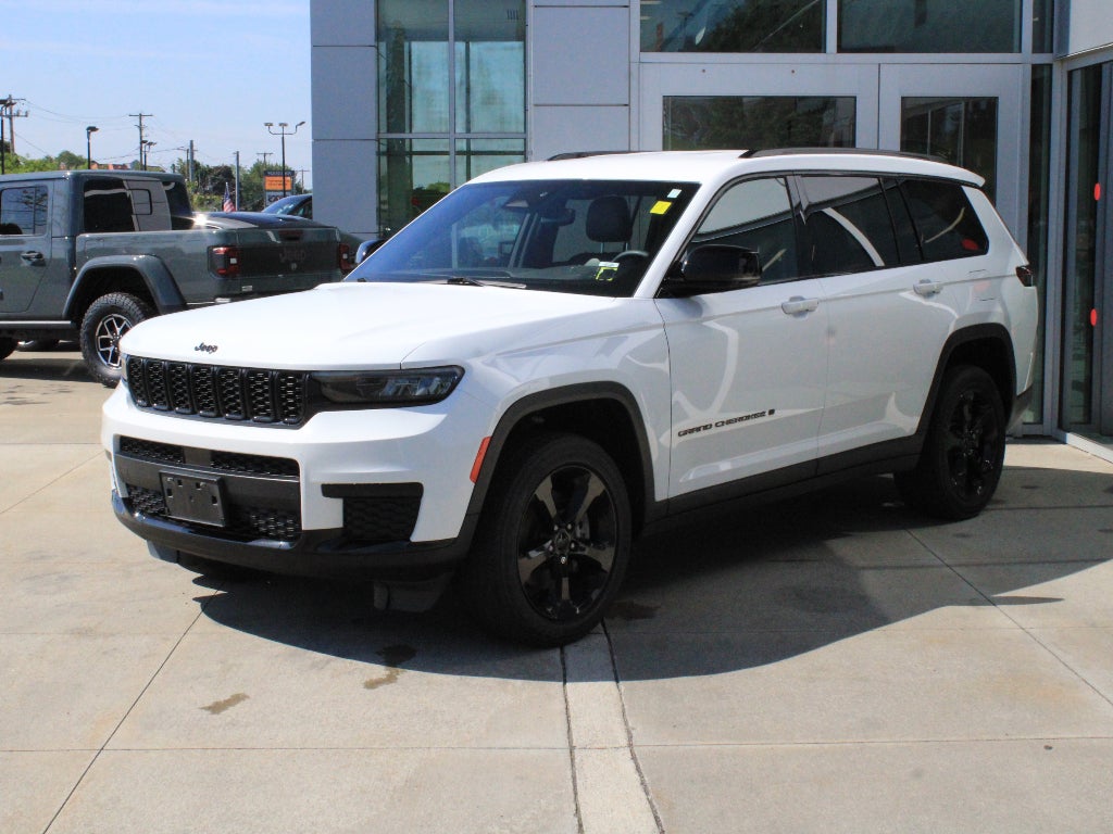 2023 Jeep Grand Cherokee L Altitude