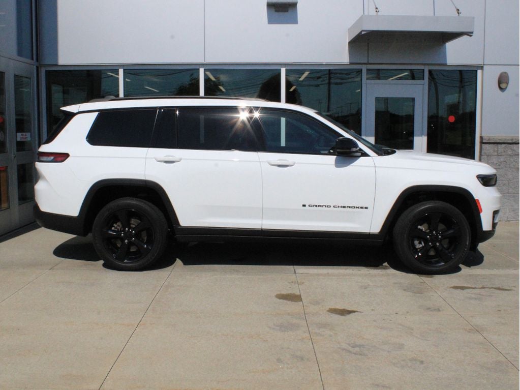 2023 Jeep Grand Cherokee L Altitude