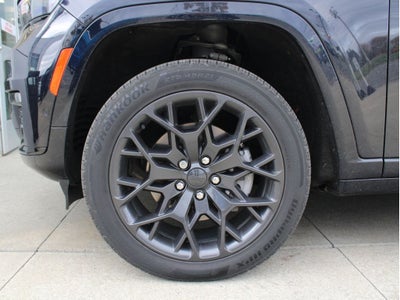 2023 Jeep Grand Cherokee L Summit Reserve