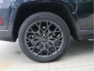 2023 Jeep Grand Cherokee L Summit Reserve