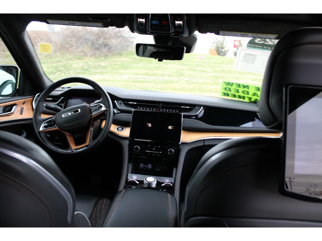 2023 Jeep Grand Cherokee L Summit Reserve