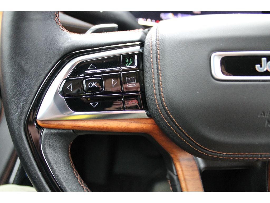 2023 Jeep Grand Cherokee L Summit Reserve