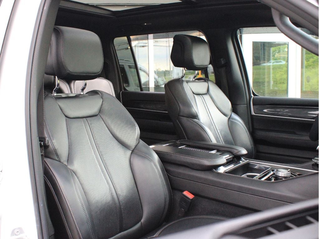 2023 Jeep Wagoneer Series I