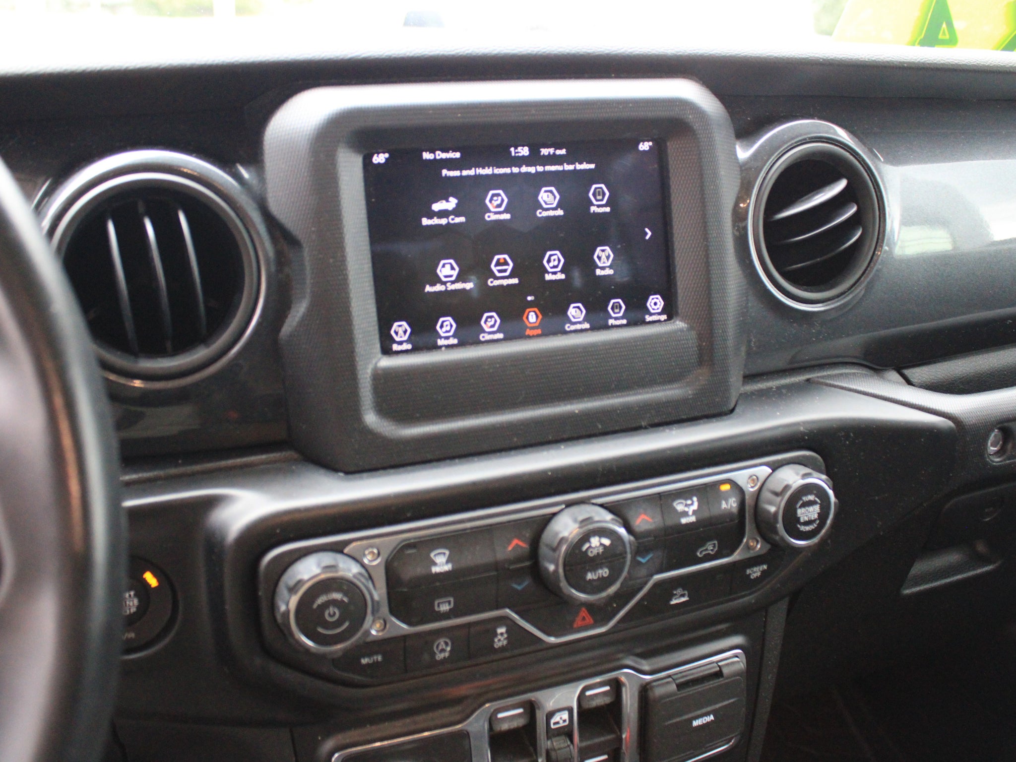 2022 Jeep Gladiator Altitude