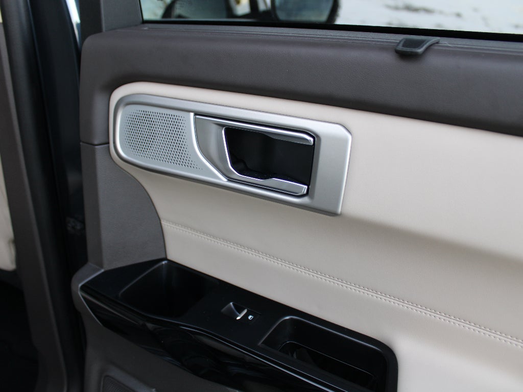 2023 Ford Explorer Platinum