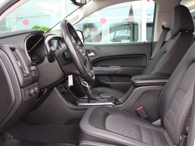 2022 GMC Canyon 4WD AT4 w/Cloth