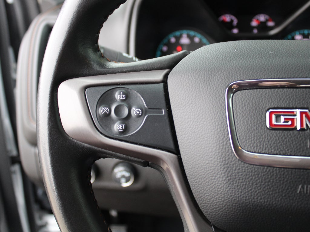 2022 GMC Canyon 4WD AT4 w/Cloth