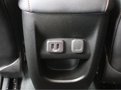 2022 GMC Canyon 4WD AT4 w/Cloth