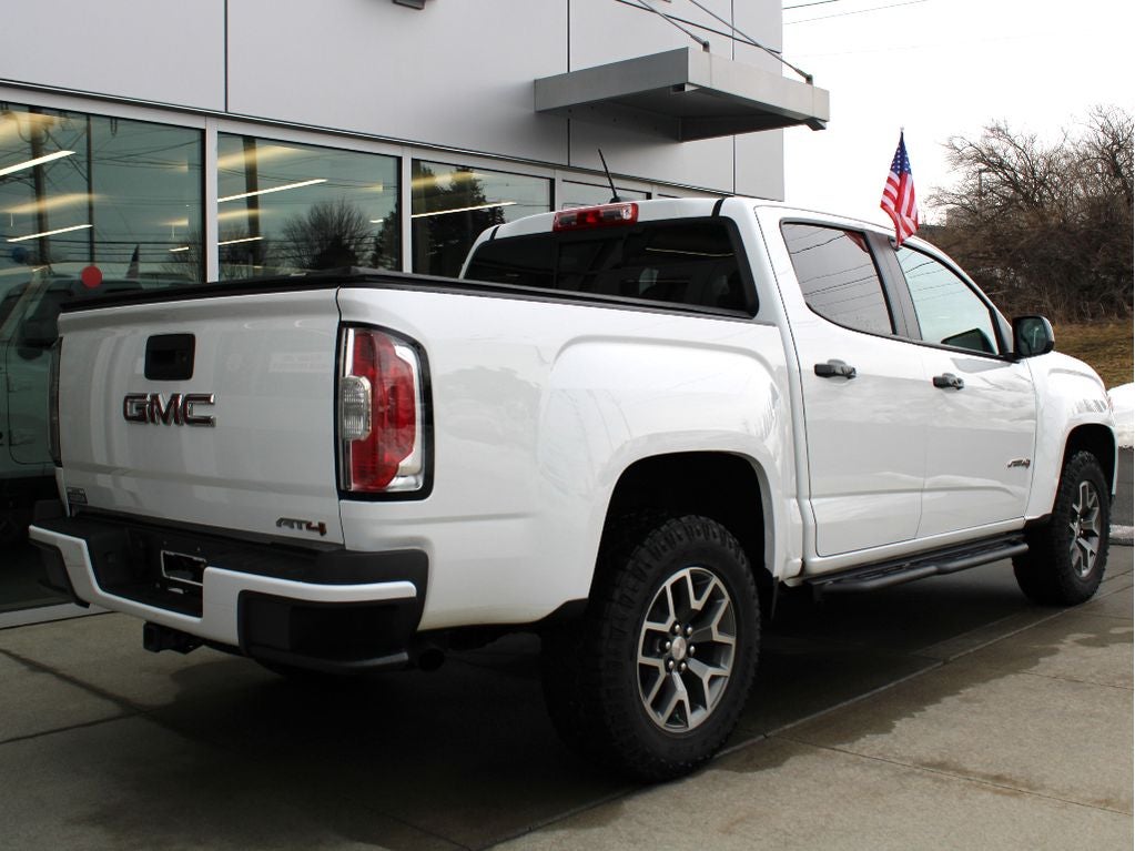 2022 GMC Canyon 4WD AT4 w/Cloth