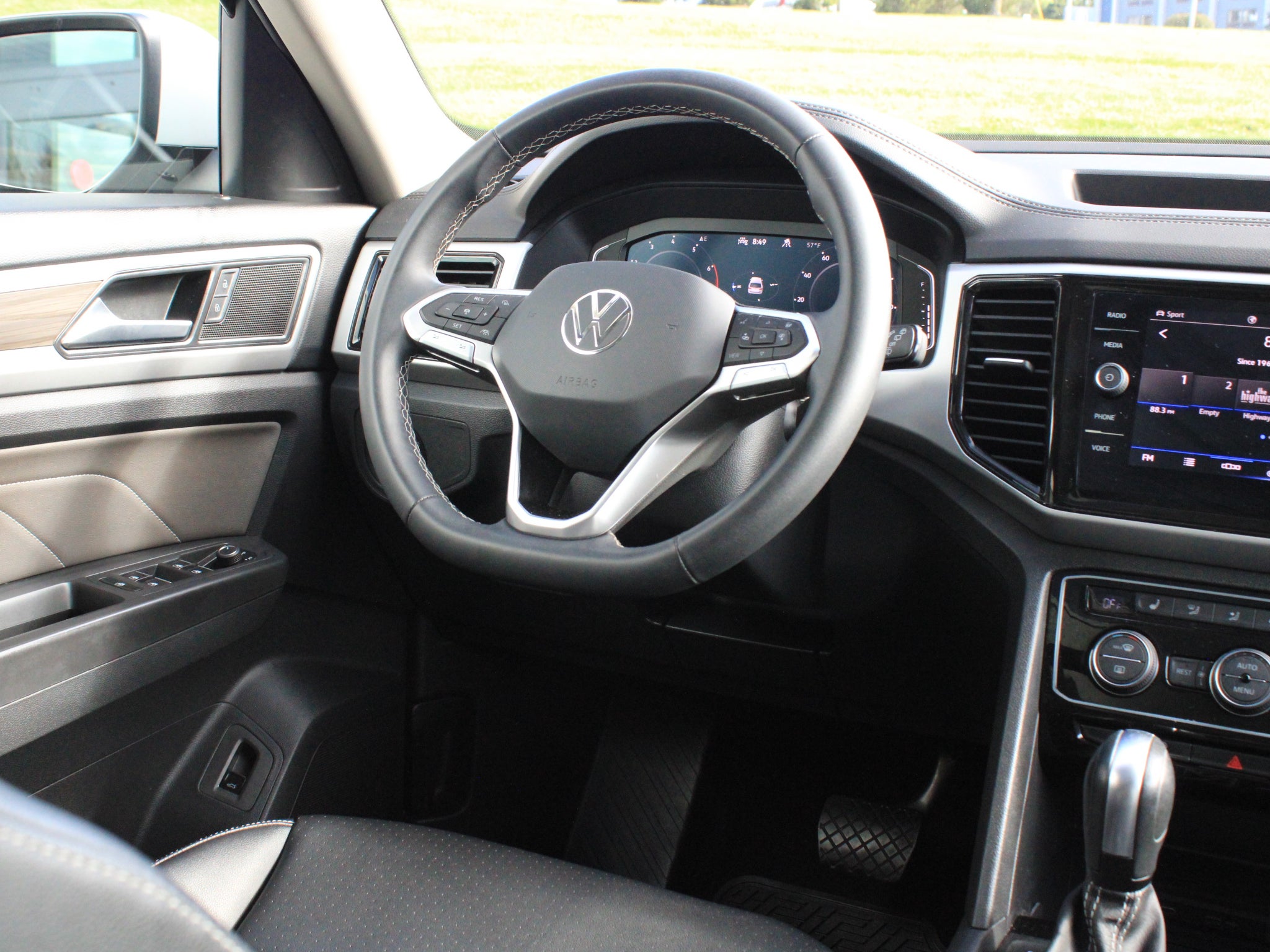 2023 Volkswagen Atlas 3.6L V6 SEL