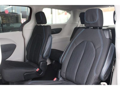 2021 Chrysler Pacifica Touring