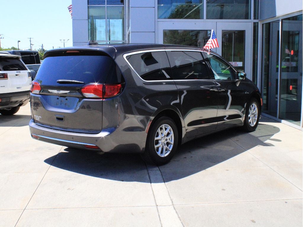 2020 Chrysler Pacifica Touring