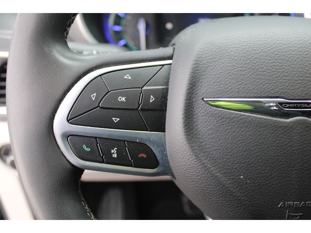 2022 Chrysler Pacifica Hybrid Hybrid Touring L