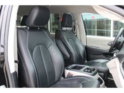 2022 Chrysler Pacifica Hybrid Hybrid Touring L