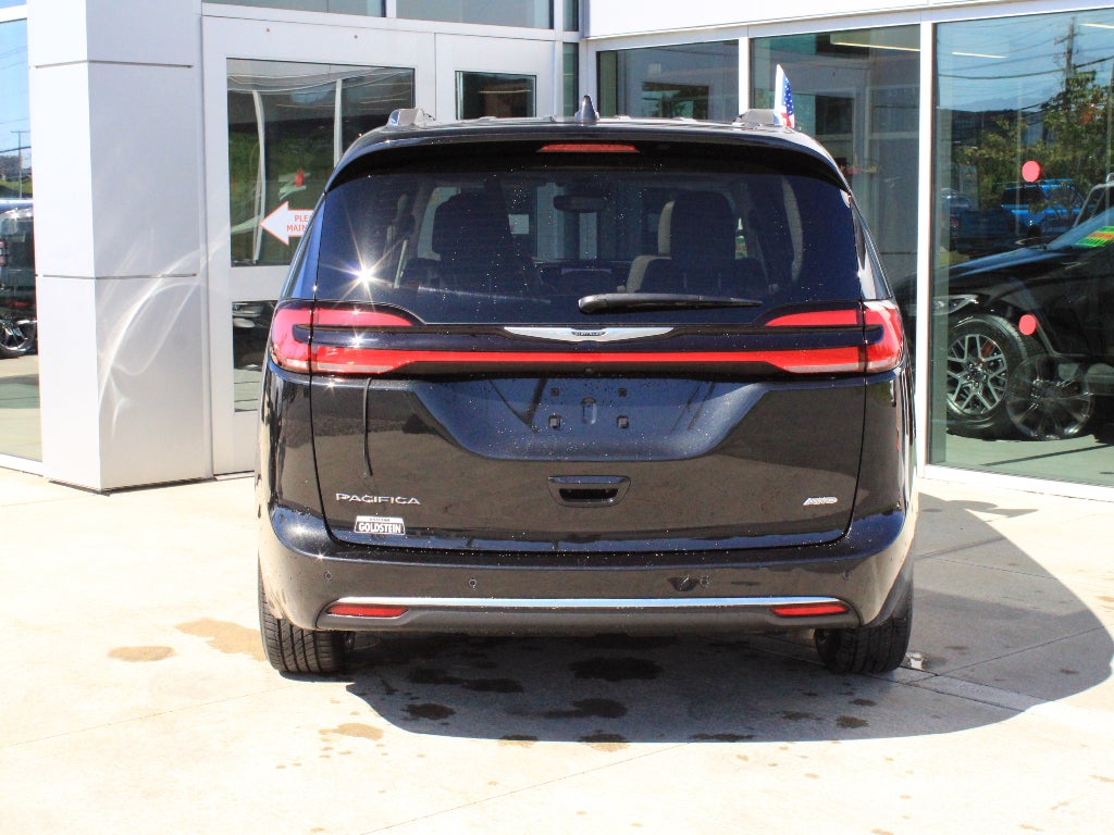 2021 Chrysler Pacifica Touring L