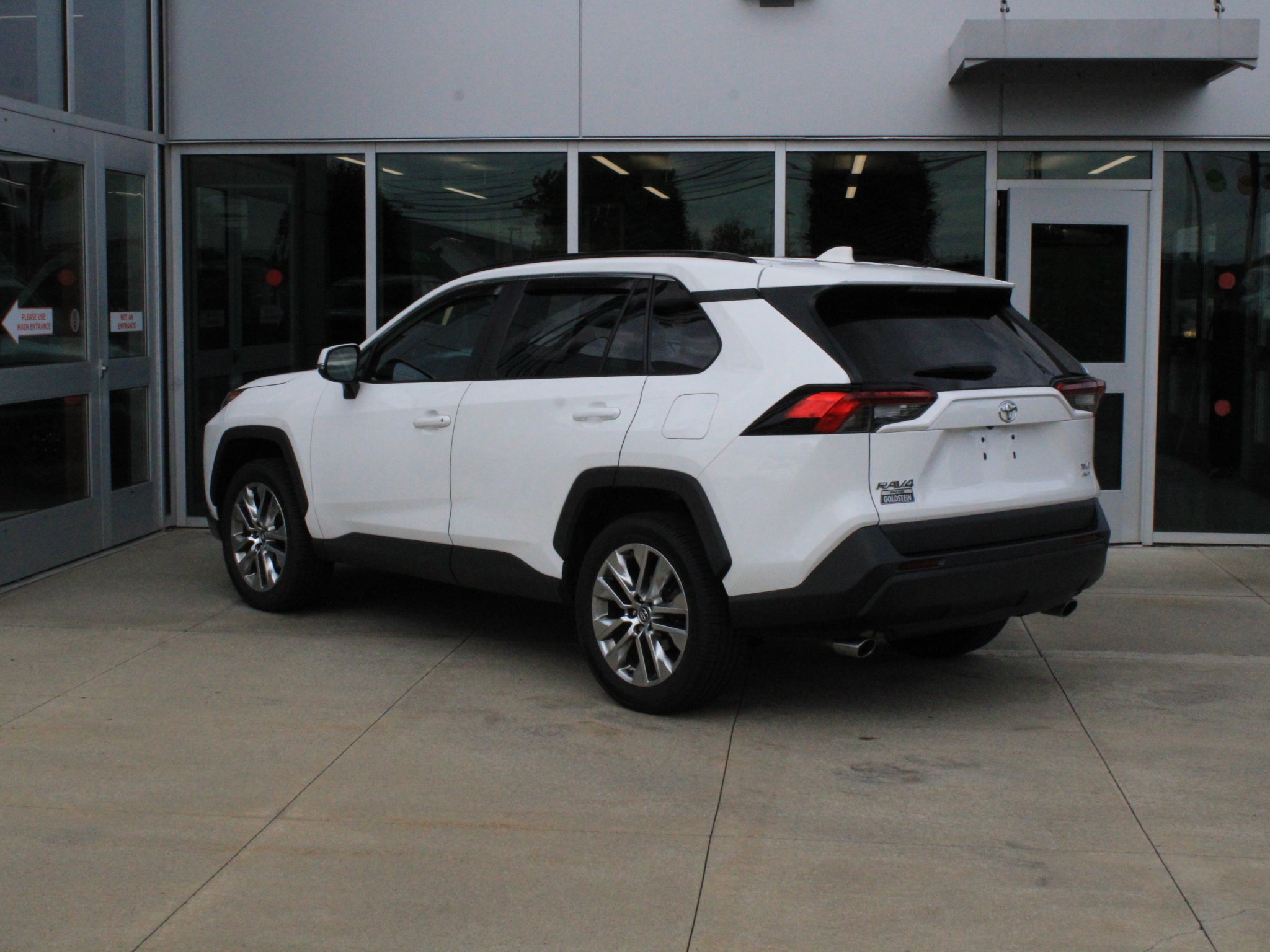 2020 Toyota RAV4 XLE Premium