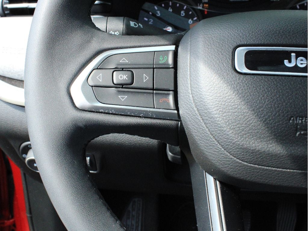 2023 Jeep Compass Latitude Lux