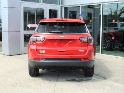 2023 Jeep Compass Latitude Lux