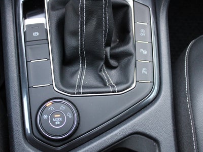 2023 Volkswagen Tiguan SEL R-Line