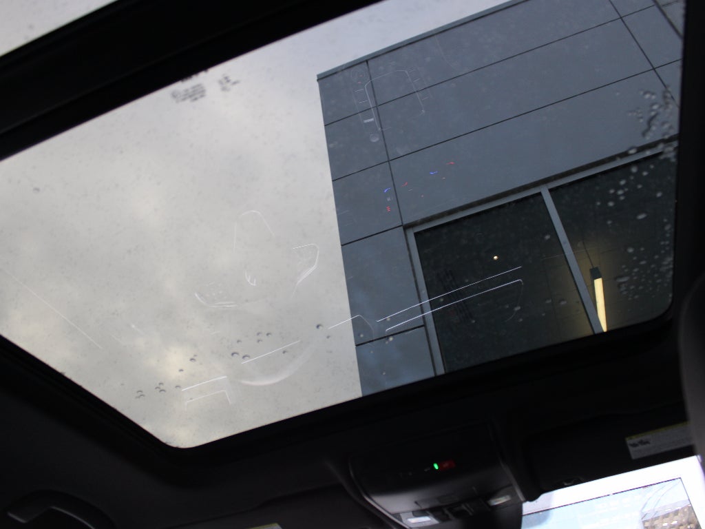 2023 Volkswagen Tiguan SEL R-Line