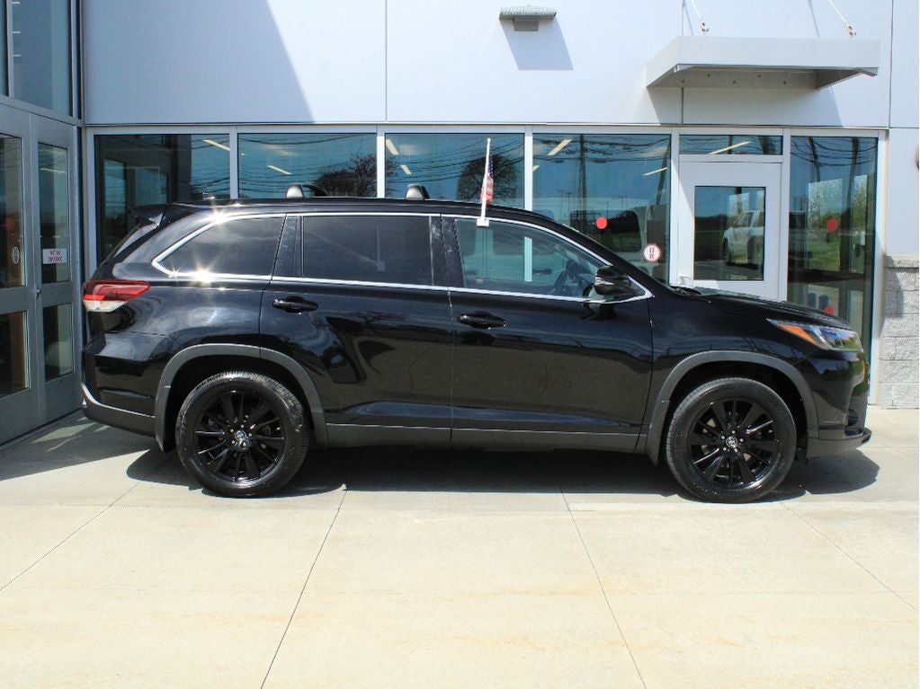 2019 Toyota Highlander SE