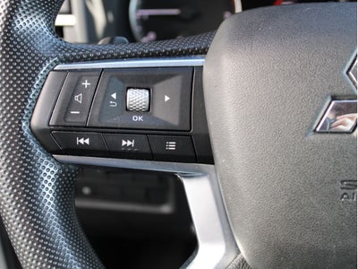 2022 Mitsubishi Outlander ES