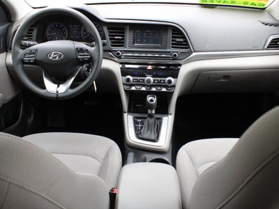 2020 Hyundai Elantra SE