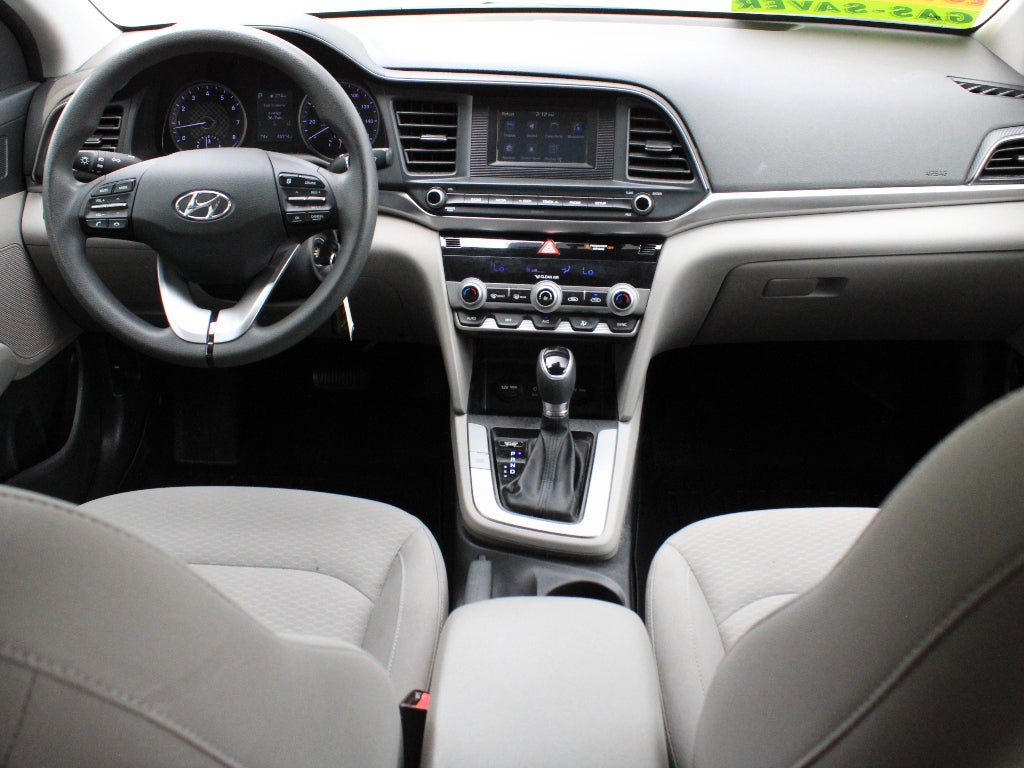 2020 Hyundai Elantra SE